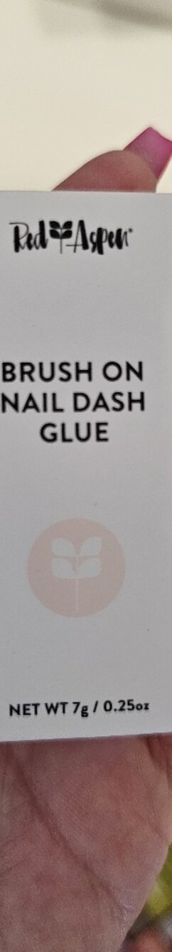 Red Aspen Brush-On Nail Glue - Picture 2 of 3